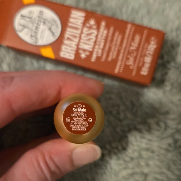 Sol de Janeiro Brazilian Kiss Tinted Lip Butter - Rich Brown - Picture 8 of 10